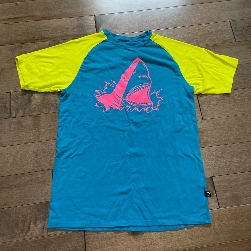 RAGS 11/12 VGUC Shark Tee